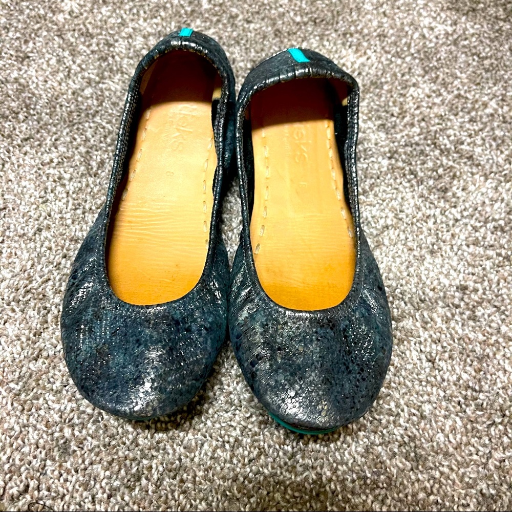Tieks  “Dragos”